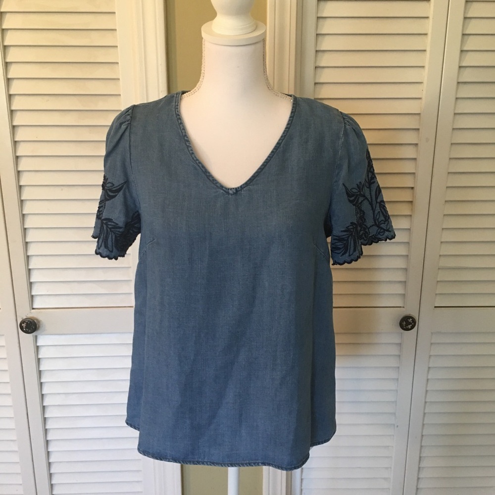 Nanette Lepore Blue lightweight Denim Look Top with Embroidered Sleeves Size S